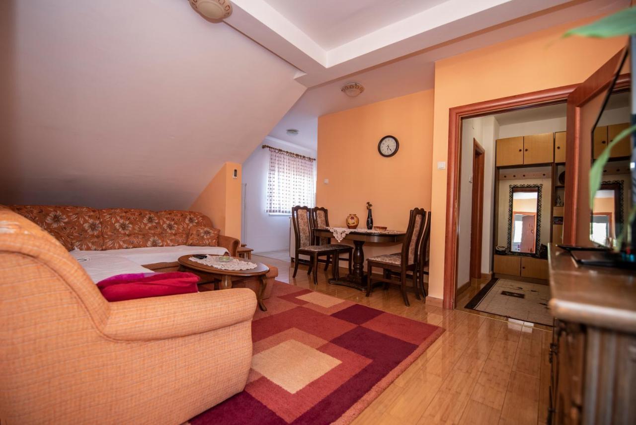 Апартаменты Apartman Pogled Требинье Экстерьер фото